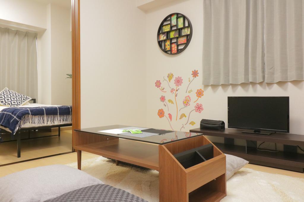 Hg Cozy Hotel No 24 京橋駅前 Osaka Exterior photo